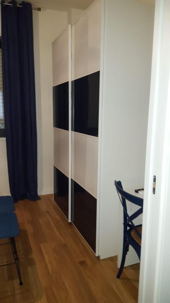 Gatto Bianco Apartment Bari Exterior photo
