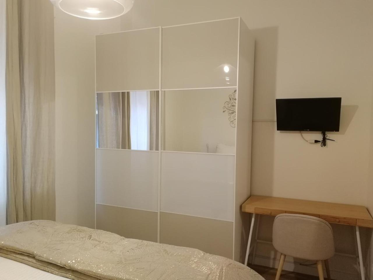 Gatto Bianco Apartment Bari Exterior photo