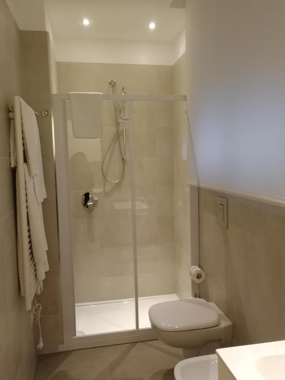 Gatto Bianco Apartment Bari Exterior photo